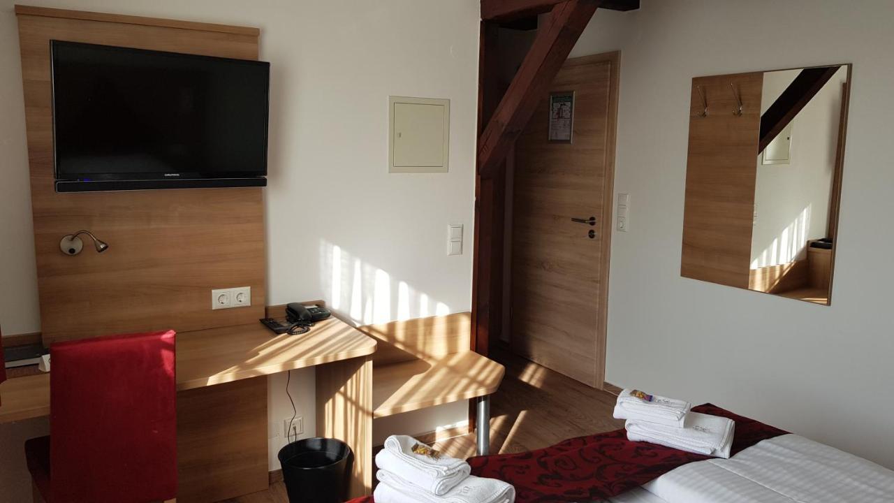 Hotel Elb Blick Jork Ngoại thất bức ảnh
